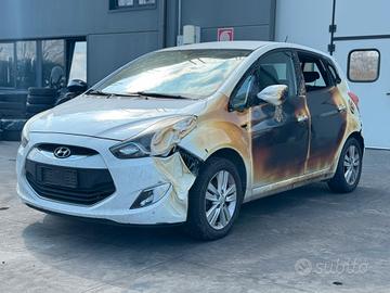 HYUNDAI IX20 per ricambi usati D4FC