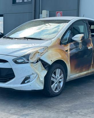 HYUNDAI IX20 per ricambi usati D4FC