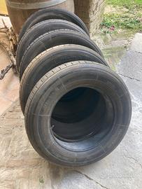 Pneumatici d’epoca Michelin 175-400 X Lancia Flami