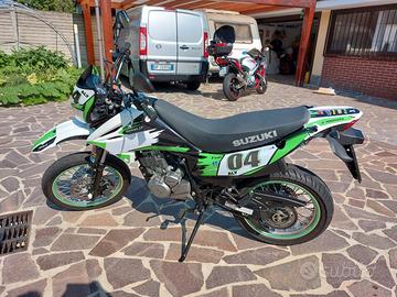 Suzuki DR 125 SM