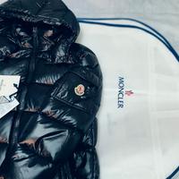 Moncler modello Maya 