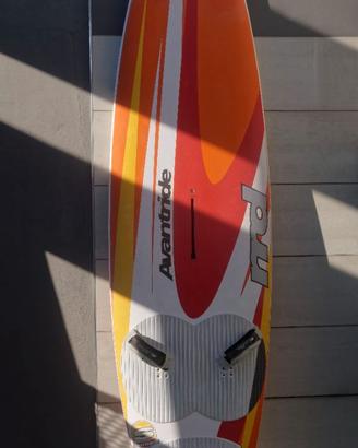 Tavola windsurf RRD avantride S
