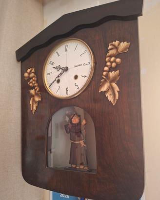orologio da parete muro frate campanaro  monaco