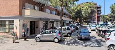 NEGOZIO A ROMA