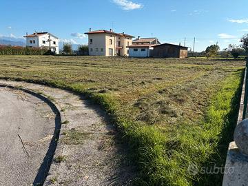 Terreno edificabile urbanizzato