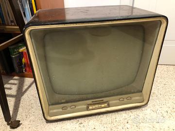 Televisore anni 60 telefunken
