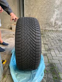 PIRELLI WINTER 2 SCORPION 255/45 R20  235/50 R20