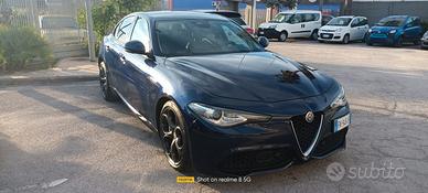 Alfa Romeo Giulia 2.2 Turbodiesel 210 CV AT8 AWD Q