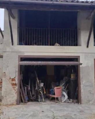 Immobile in asta di 107 m² con 3 locali e box auto