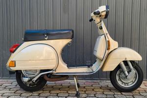 Vespa PX150E del 1982 conservata