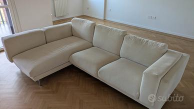 Divano 3 posti con chaise longue IKEA Nockebi