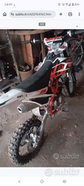 Pit bike