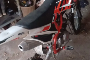 Pit bike