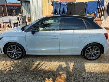 Audi A1 s line