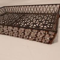 Vassoio in metallo dorato con cristalli