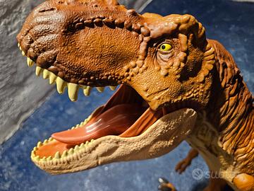 Dinonsauro T-rex Gigante Giochi Preziosi