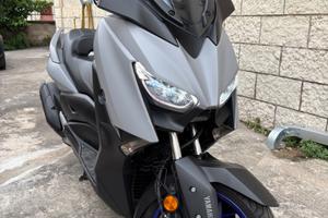 Xmax 125