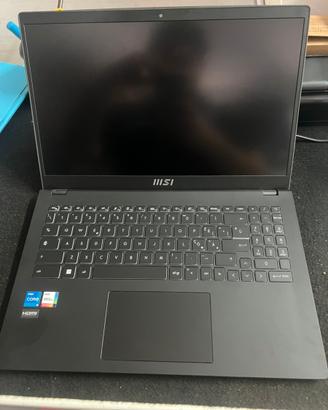 Notebook Msi pochi mesi di vita i5 8/512gb