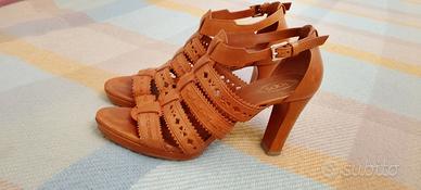 Sandalo Tod's donna usato