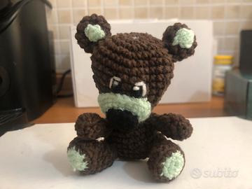 Pupazzo realizzato ad uncinetto (Amigurumi) nuovo