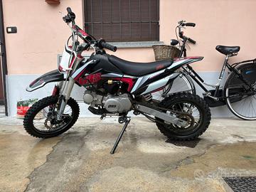 Mini moto 125 4 tempi cross.....💪