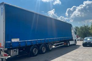 Semirimorchio centinato viberti 13,60