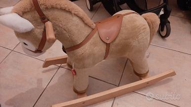 cavallo a dondolo Trudi