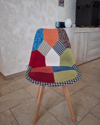 Sedie in legno e tessuto