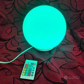 Lampada RGB+W con telecomando