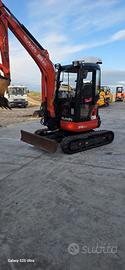 MINIESCAVATORE KUBOTA U35