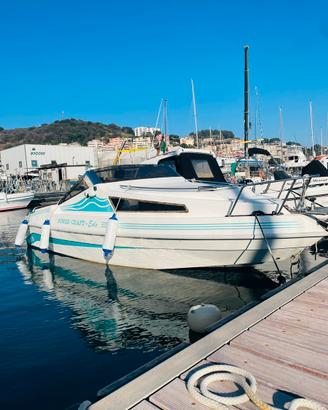 Barca semicabinata Eolo / no patente