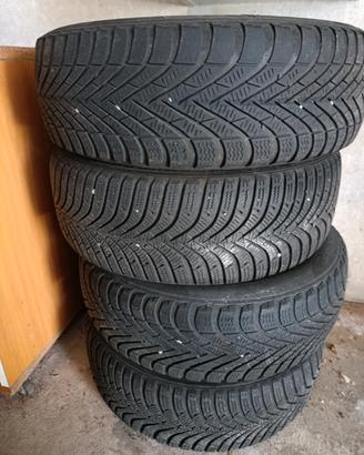 gomme invernali con cerchio  185/55 R15