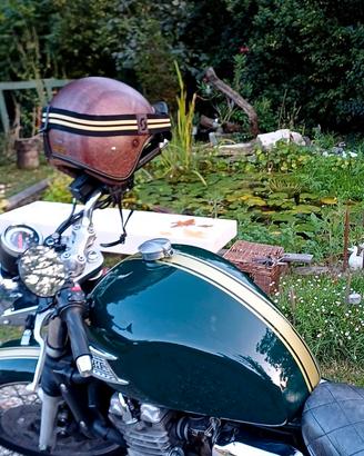 Triumph Thunderbird 900