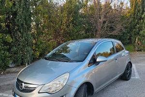 Opel corso 1.3 diesel anno 2012