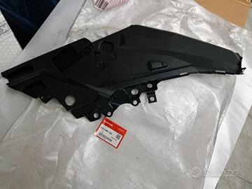 Copertura Dx vano bagagli Honda X ADV 750 2017/20