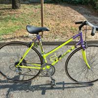 bicicletta cicloturismo donna