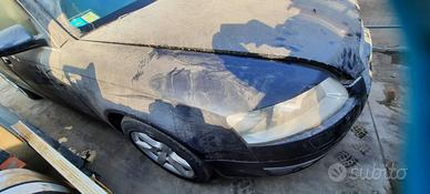 AUDI A6 ANNO 2007 - PARAFANGO DESTRO