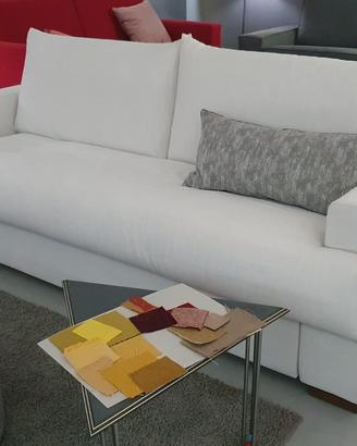 Divano letto nuovo di esposizione