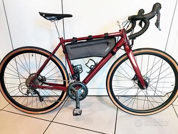 Bici gravel Orbea Vector Drop LTD cicloturismo