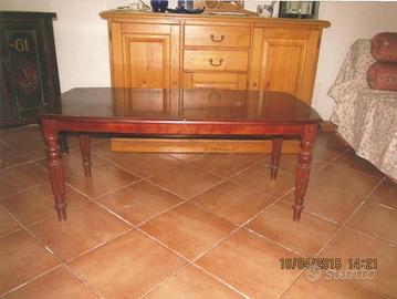 Tavolo basso da salotto da restaurare