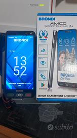 Smartphone tasti enormi. 