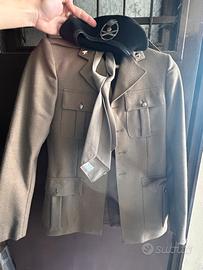 Completo esercito militare