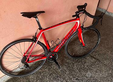 Specialized Tarmac Comp Carbon Shimano 105 DTSwiss