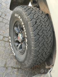 2 pneumatici 265/70/15 al 50% usati sul pajero
