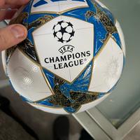 Pallone Champions league 2025