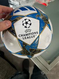 Pallone Champions league 2025
