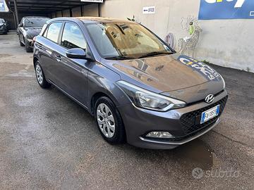 Hyundai i20 5p 1.1 crdi Comfort 75cv