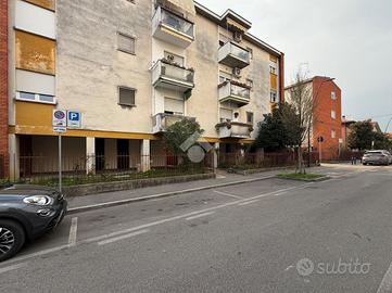 3 LOCALI A CALUSCO D'ADDA