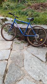 Mountain bike Mach 26” con cambio – usata