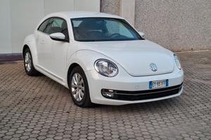 Volkswagen Maggiolino 1.6 TDI Design *NEOPATENTATI